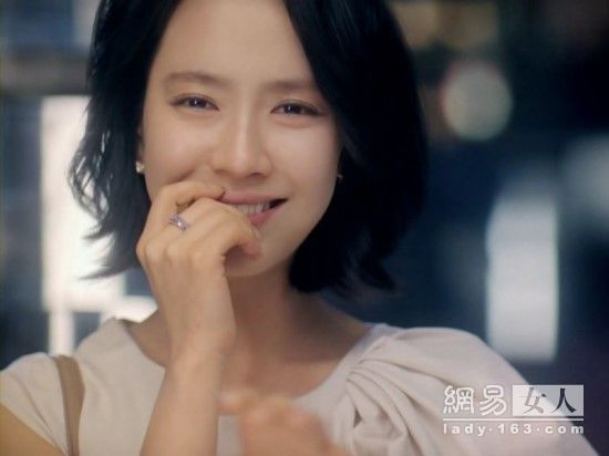 没整容的韩国十大美女(韩国女人都整容)