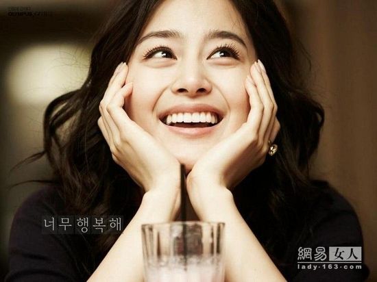 没整容的韩国十大美女(韩国女人都整容)