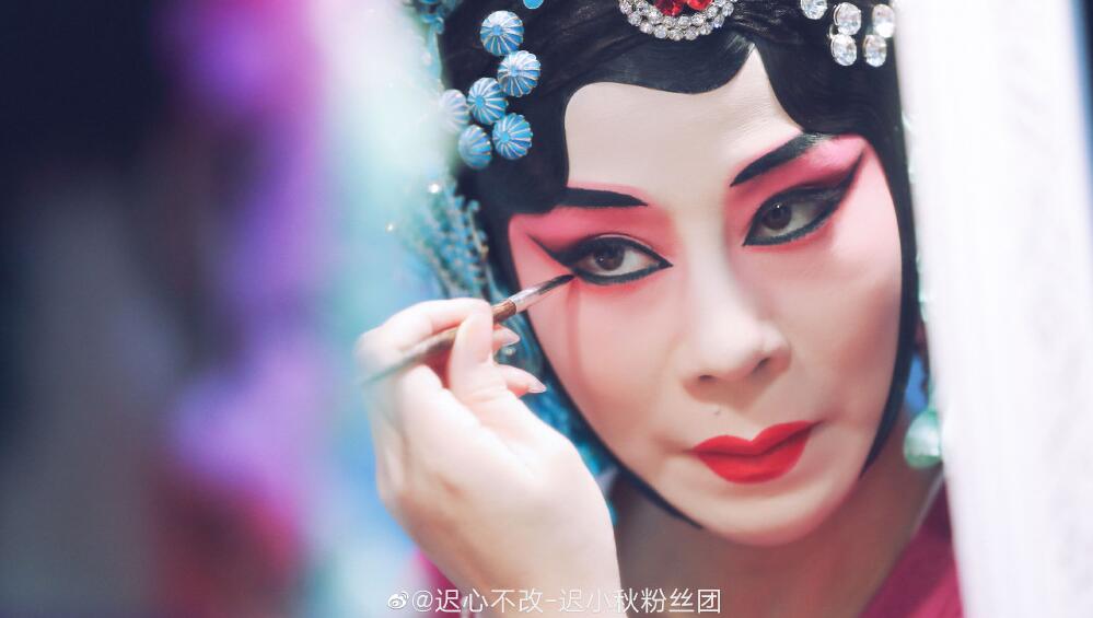 迟小秋声音怎么很像男的(迟小秋是男的吗)