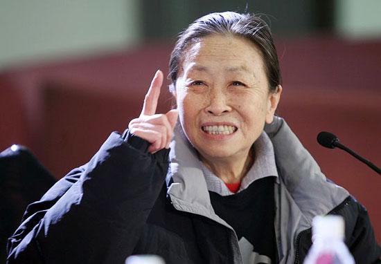 张少华是谁的奶奶？张少华是皇族的后裔吗