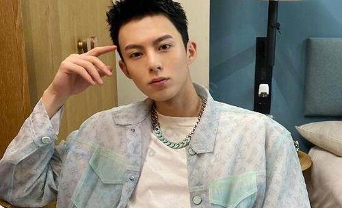 王鹤棣喜欢迪丽热巴吗？李熹子和王鹤棣是什