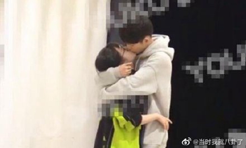 李浩菲是什么来头谁的女儿？李浩菲为什么能