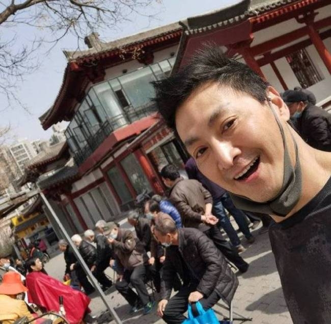何家劲在惠州开公司做什么生意？何家劲老婆