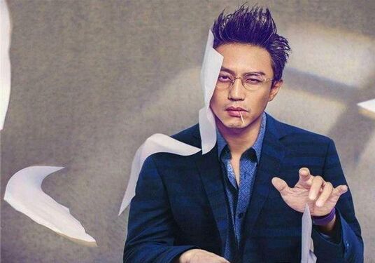 邓超是影帝吗?(邓超因为哪部电影成为影帝)