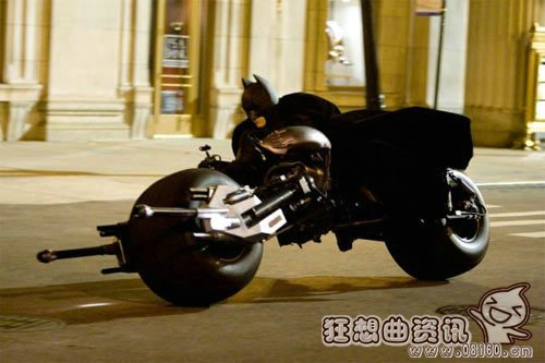 蝙蝠侠为什么会那么有钱?蝙蝠侠为什么会和