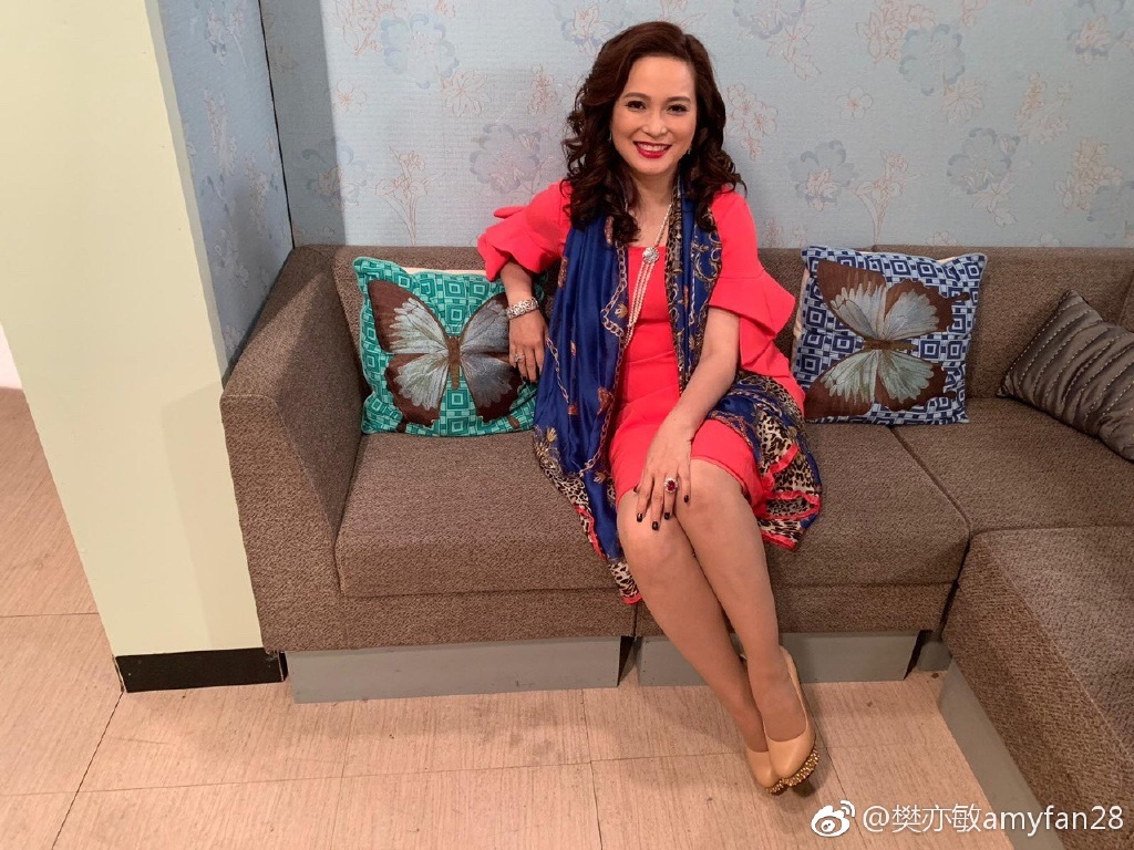 樊亦敏现状在卖鱼真的吗？樊亦敏最近照片曝