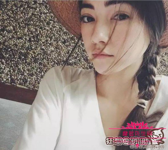 周杰伦告白气球mv里面女主是谁？告白气球(告白气球现场版周杰伦)