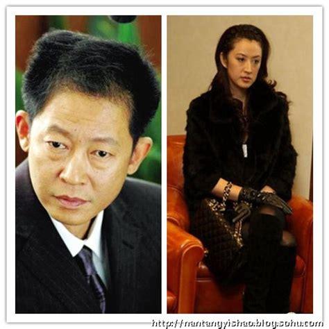 王志文妻子，陈道明妻子承认左小青（王志文现任妻子近照） 本文共（5074字）